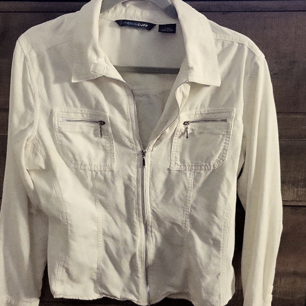 Zippered corduroy shirt